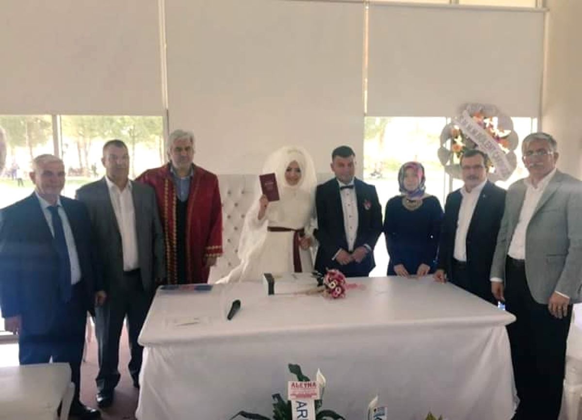 Referandum Nikah Masasına da Taşındı