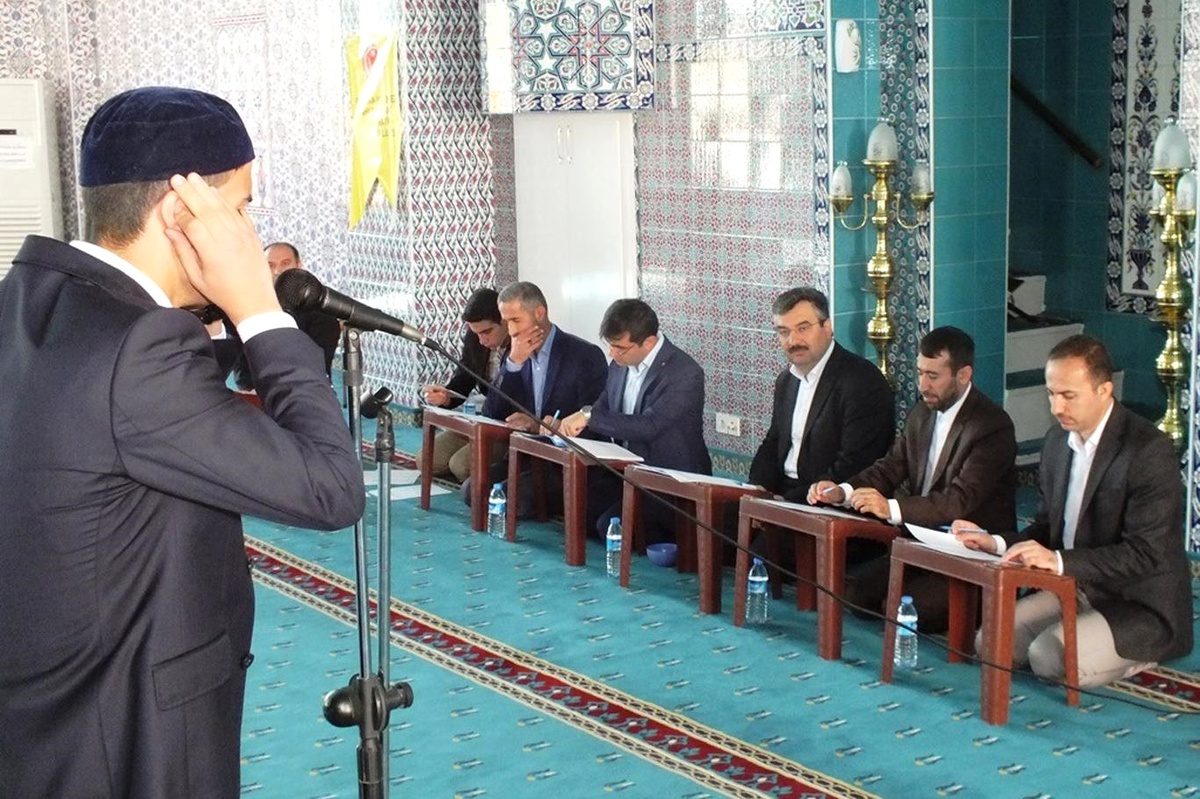 Siirt\'te Hafızlık ve Güzel Ezan Okuma Yarışması