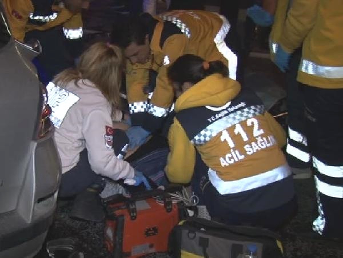 Zeytinburnu\'nda Trafik Kazası: 1 Ölü, 2 Yaralı