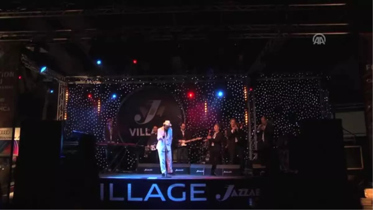 12. Jazzablanca Müzik Festivali\'nde Macar Müzik Grubu Kéknyúl Sahne Aldı