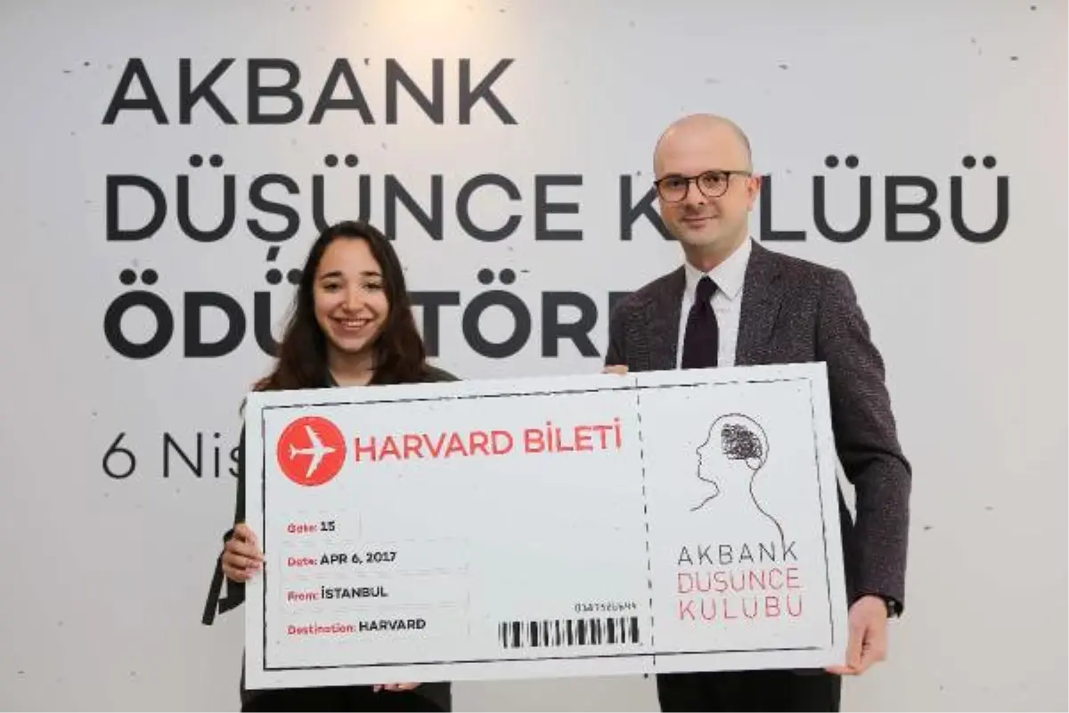 Akbank "Y-Kuşağı Banka Tasarımı" Birincisini Harvard Yaz Okulu\'na Yolluyor