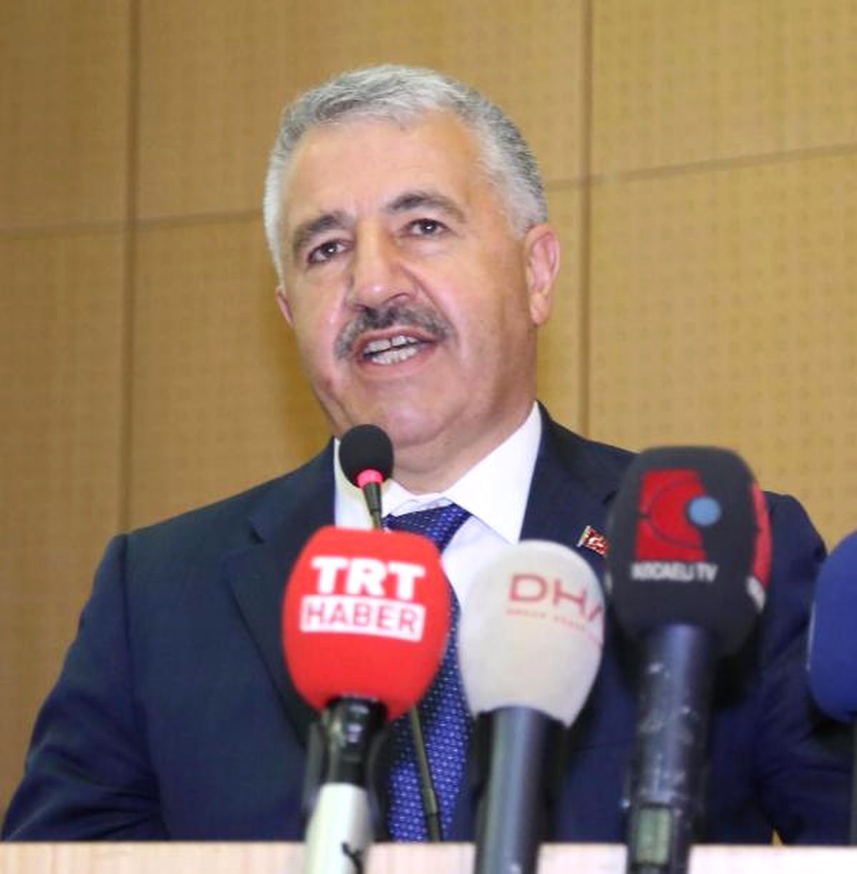 Bakan Arslan: Tüm Derdimiz Çift Başlı Yönetim Olmasın (2)