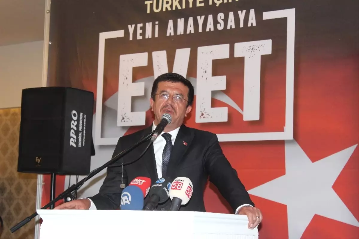 Bakan Zeybekci Denizli\'de \'Ak Parti Teşkilatı Büyük Buluşma\' Programına Katıldı