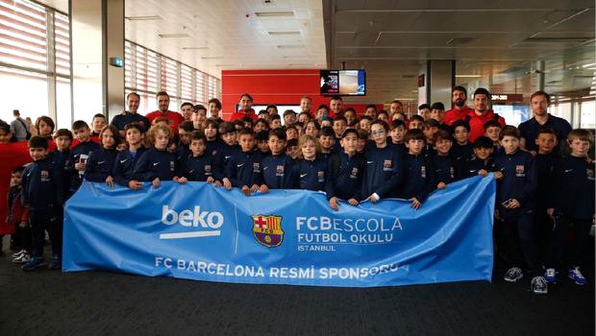 Fcbescola İstanbul Öğrencileri Barcelona\'da