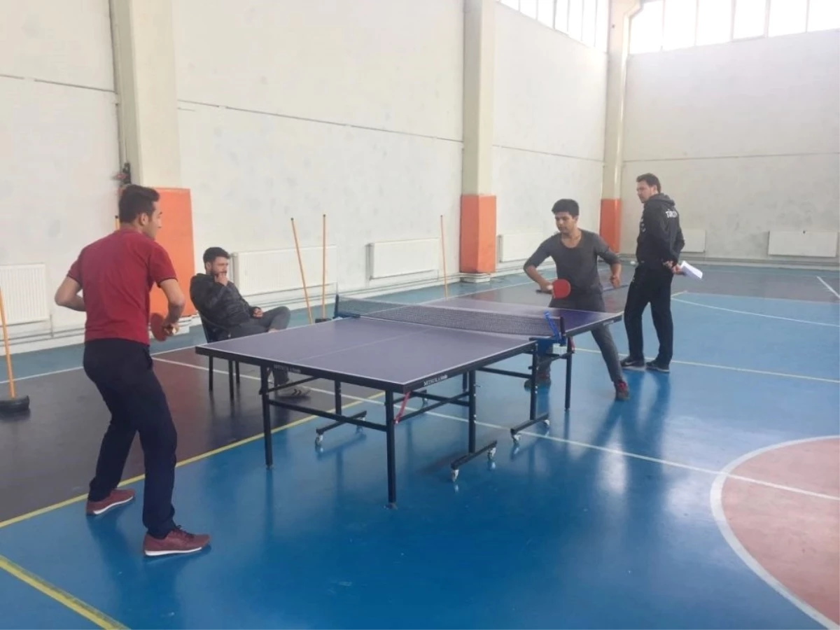 Hisarcık\'ta Masa Tenisi Turnuvası Sona Erdi