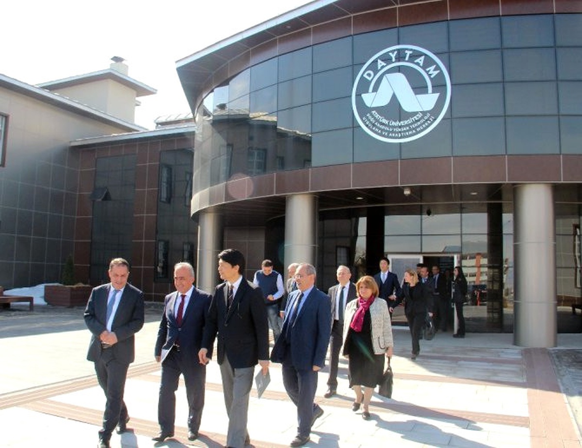 Hitachi Türkiye\'yi Sağlıkta Bölgesel Üs İlan Etti