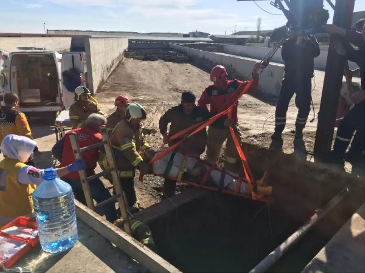 İnşaat Çukurundaki İşçinin Üzerine Harç Kazanı Devrildi