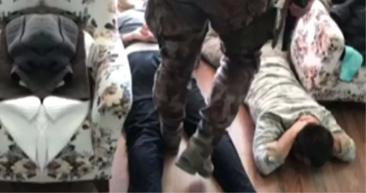 İstanbul\'da, Buji Ferhat\'ın Yakalandığı Operasyon Kamerada: 4 Gözaltı