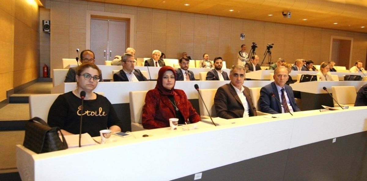 Kavurmacı: "Belediye Kredi ve Faizlerle Yönetiliyor"