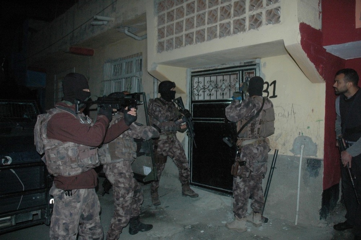 Kocaeli\'de PKK Operasyonu: 5 Gözaltı