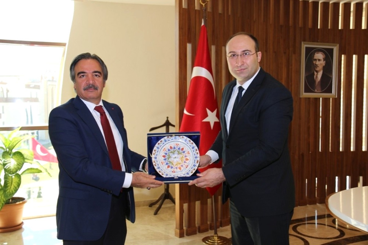 Konya Ovası Projesi Bölge Kalkınma İdaresi Başkanlığı Heyeti Rektör Bağlı\'yı Ziyaret Etti
