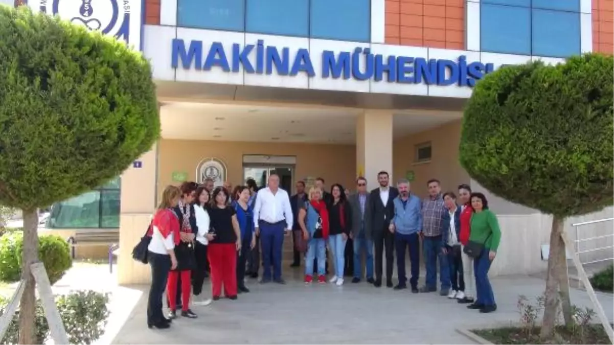 Makine Mühendislerinden Afiş Mücadelesi