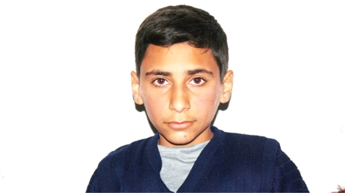 Minik Mustafa\'nın Hayatını Kimyasal Saldırıdan Oyuncak Ayı Kurtardı