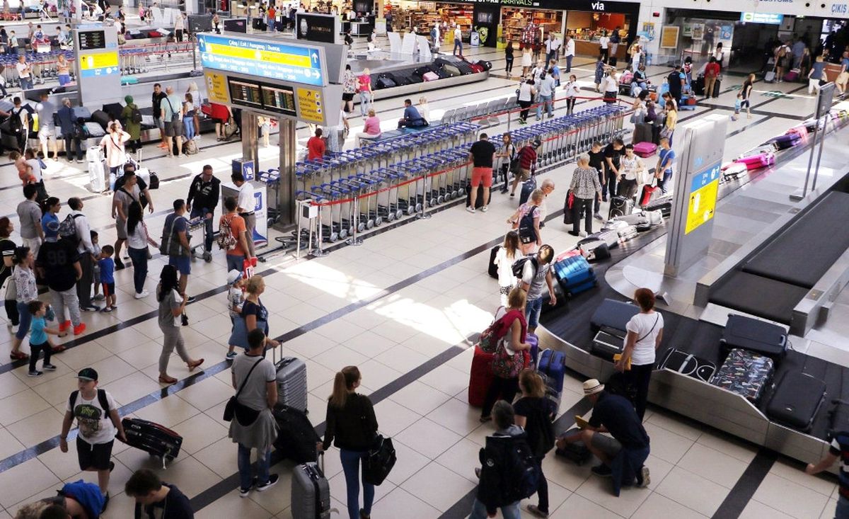 Rus Turistler, Türkiye Rezervasyonlarını Değiştiriyor
