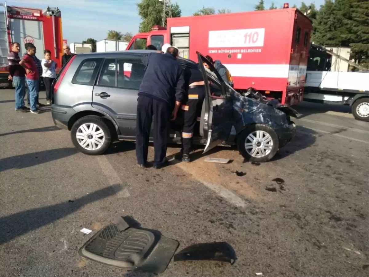 Selçuk Kaymakamı Trafik Kazası Geçirdi: 1 Ölü, 2 Yaralı