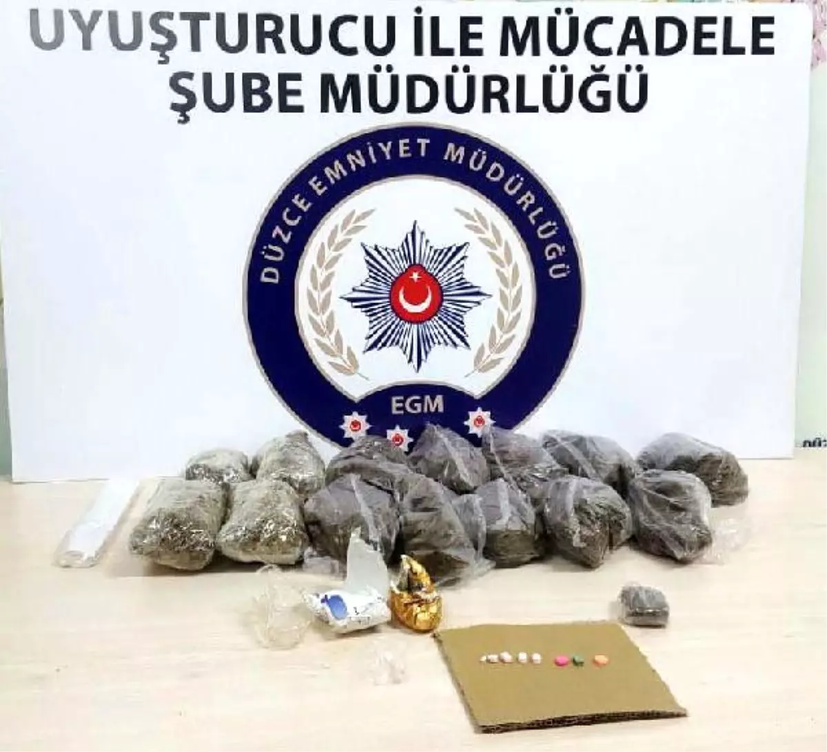 Tem\'de Uyuşturucu Operasyonu: 2 Tutuklama