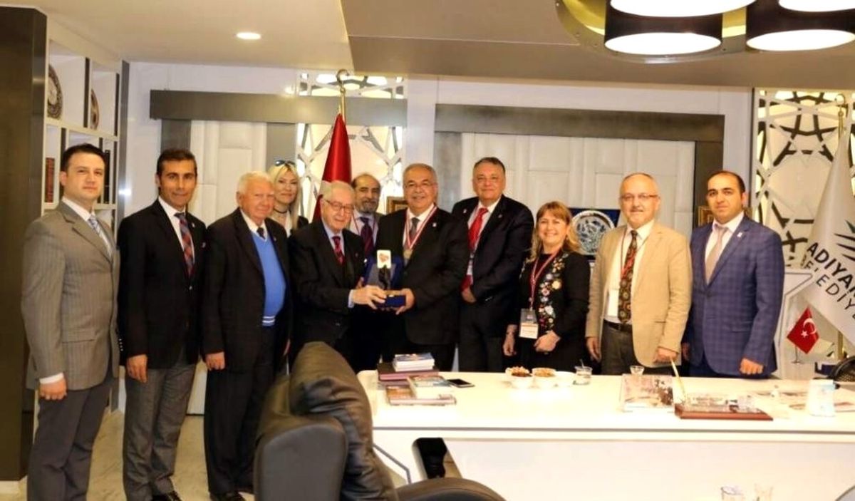 Türkiye Milli Olimpiyat Komitesinden Başkan Kutlu\'ya Ziyaret