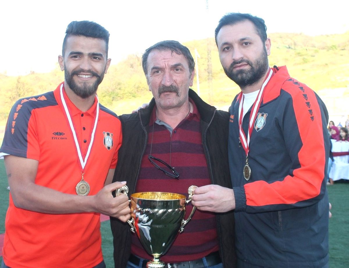 Yalova Süper Amatör Küme\'de Şampiyonluk Kadıköyspor\'un