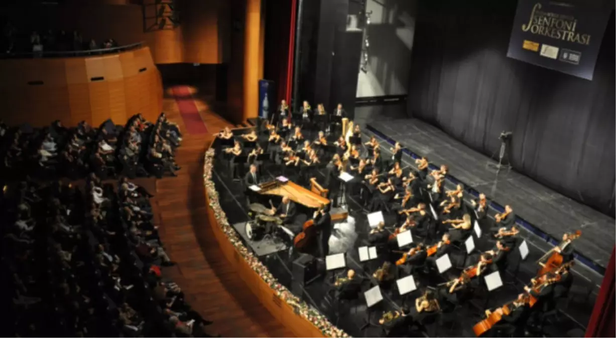 Bbdso ve KKTC Cso\'dan Konser