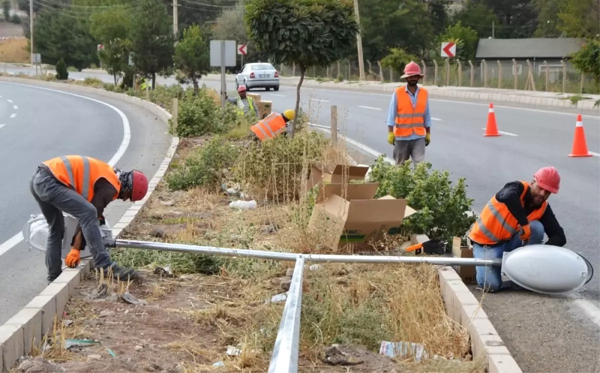 Dicle Elektrik\'te Hedef Yüzde 100 Aydınlatma