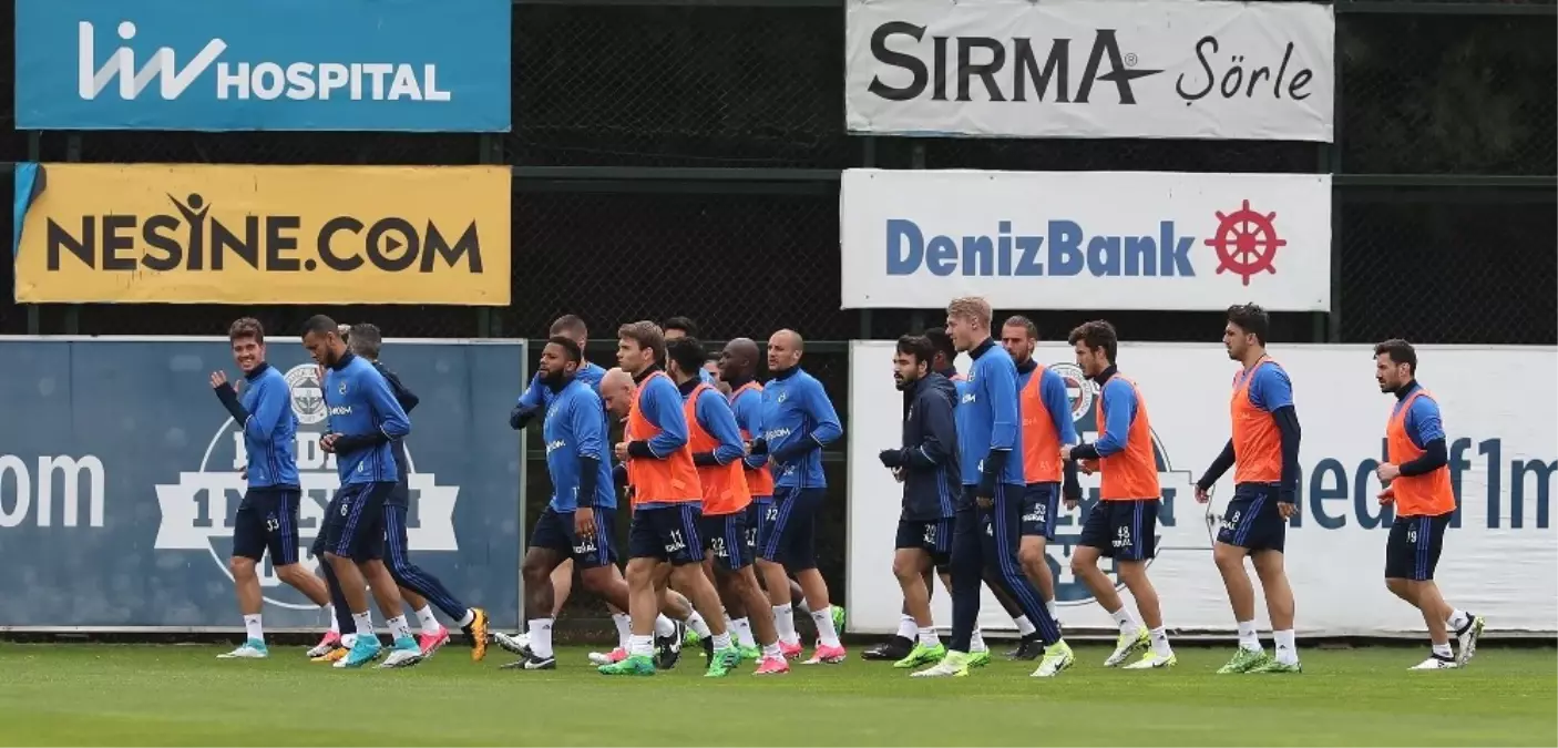 Fenerbahçe\'de Derbi Hazırlıkları Sürüyor
