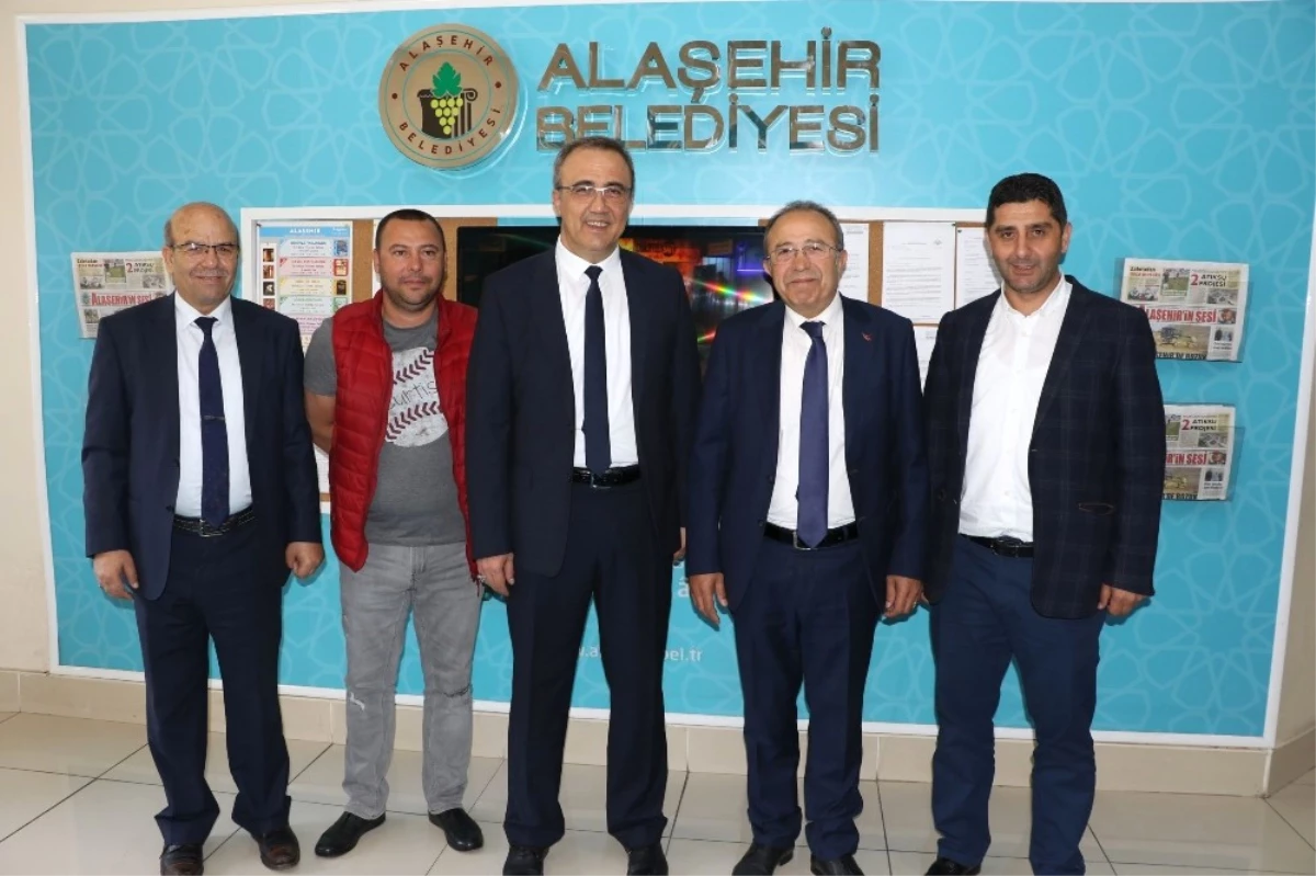 Genç, Alaşehir\'deki Büyükşehir Yatırımlarını İnceledi