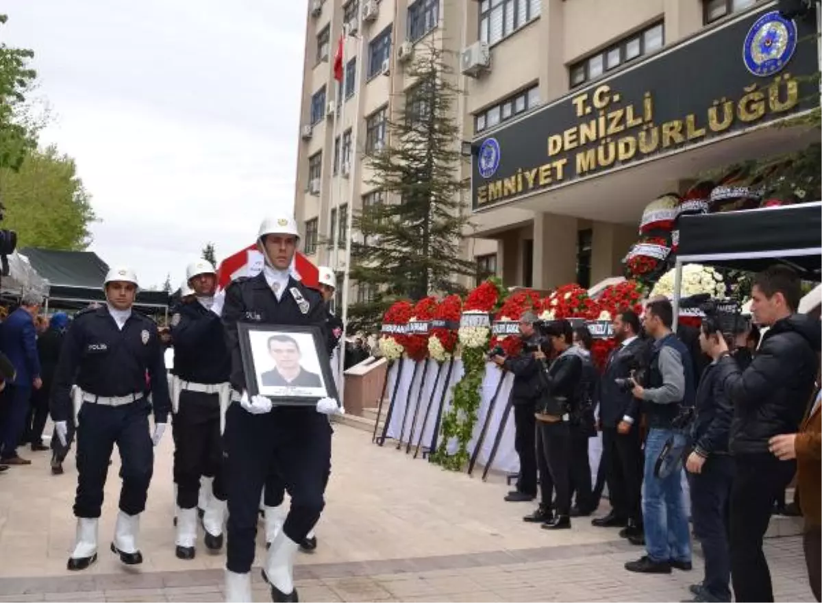 Kazada Yaralanan 22 Günlük Polis Memurundan Acı Haber (2)