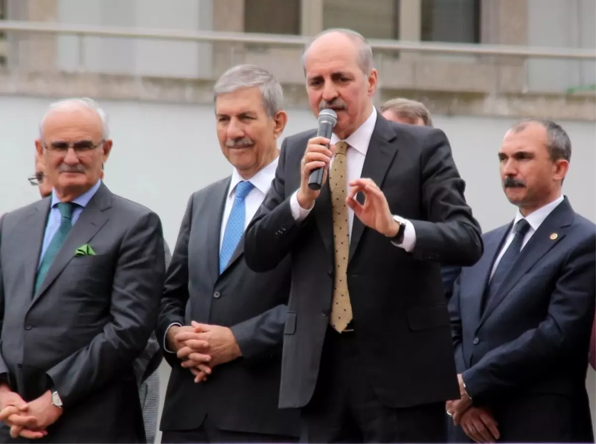 Kurtulmuş: "Allah\'a Çok Şükür Gavurlara da Bu Millet Artık Türkçe Öğretmeye Başladı"