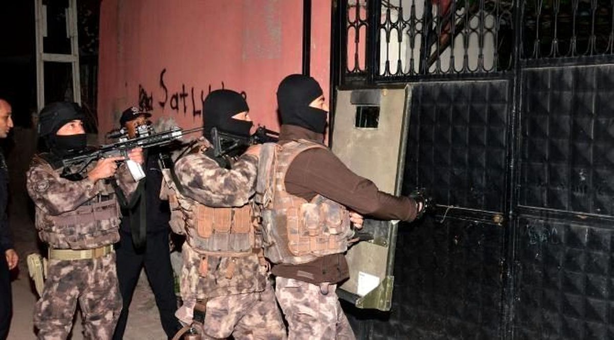 Mersin\'de Deaş Operasyonu: 9 Gözaltı