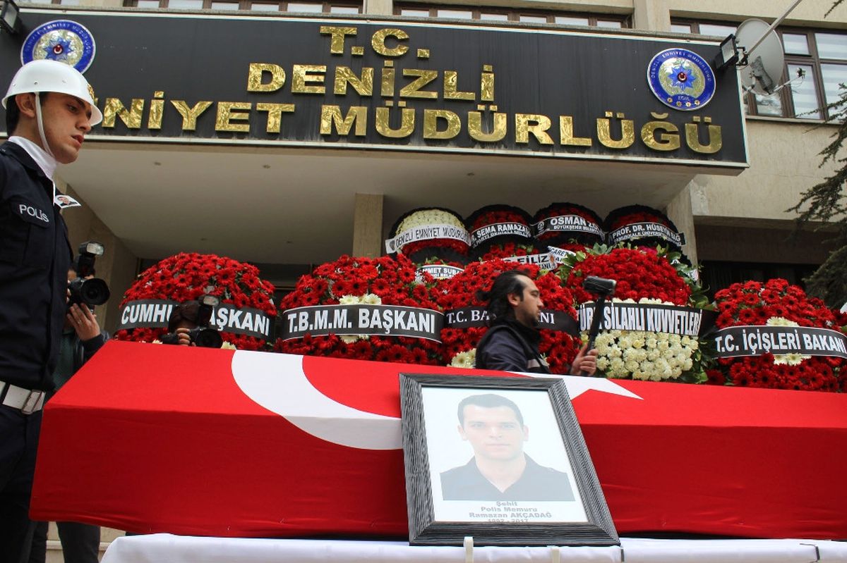 Şehit Polis Için Tören Düzenlendi