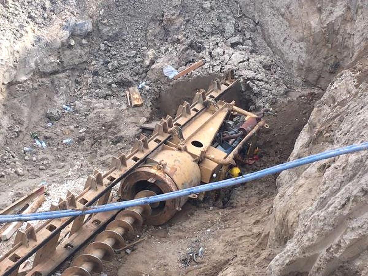 Sondaj Makinesi Devrildi, Altında Kalan İşçi Ölümden Döndü