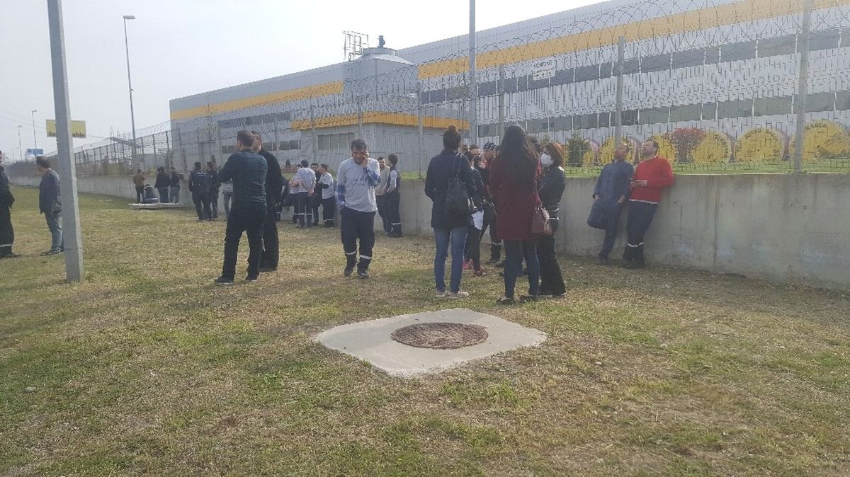 Tekirdağ\'da Fabrikada Patlama: 40 Kişi Kimyasal Maddeden Zehirlendi