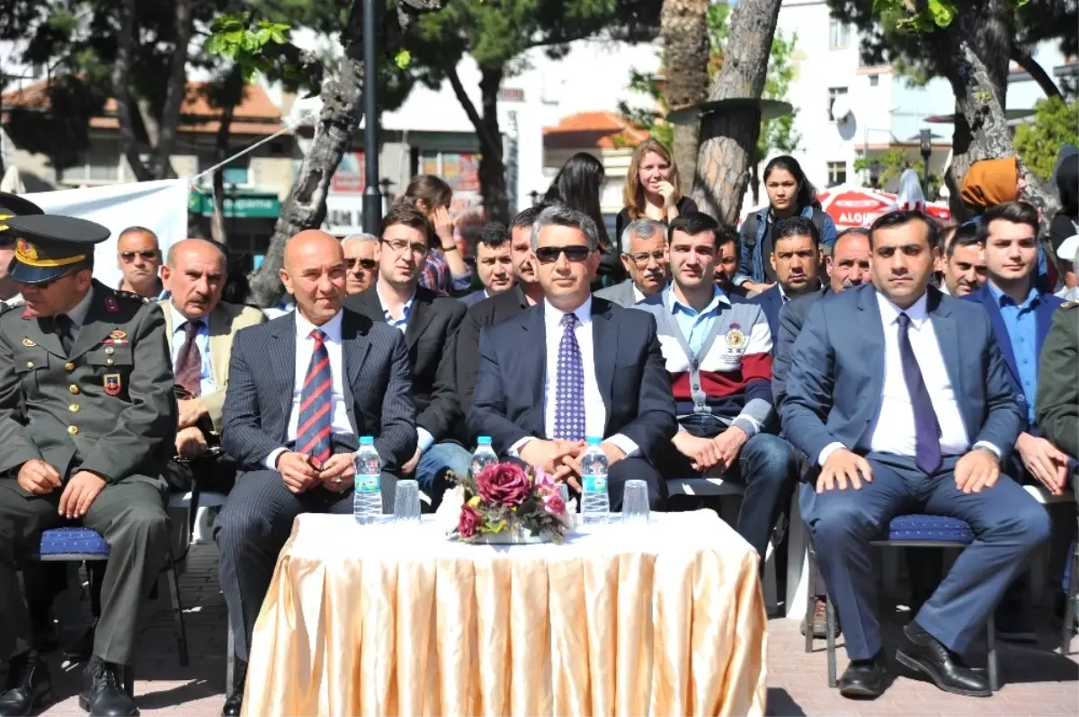 Ulu Önder\'in Seferihisar\'a Gelişi Kutlandı