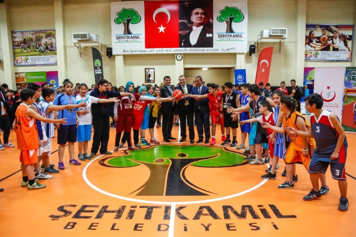 23 Nisan İçin Düzenlenen Özel Basketbol Turnuvası Start Aldı