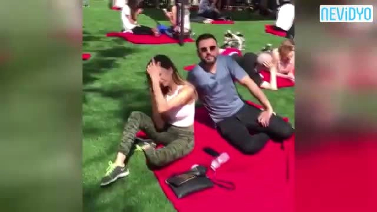 Alişan\'ın Şirinlik Yaptığı Kız Korkup Kaçtı!