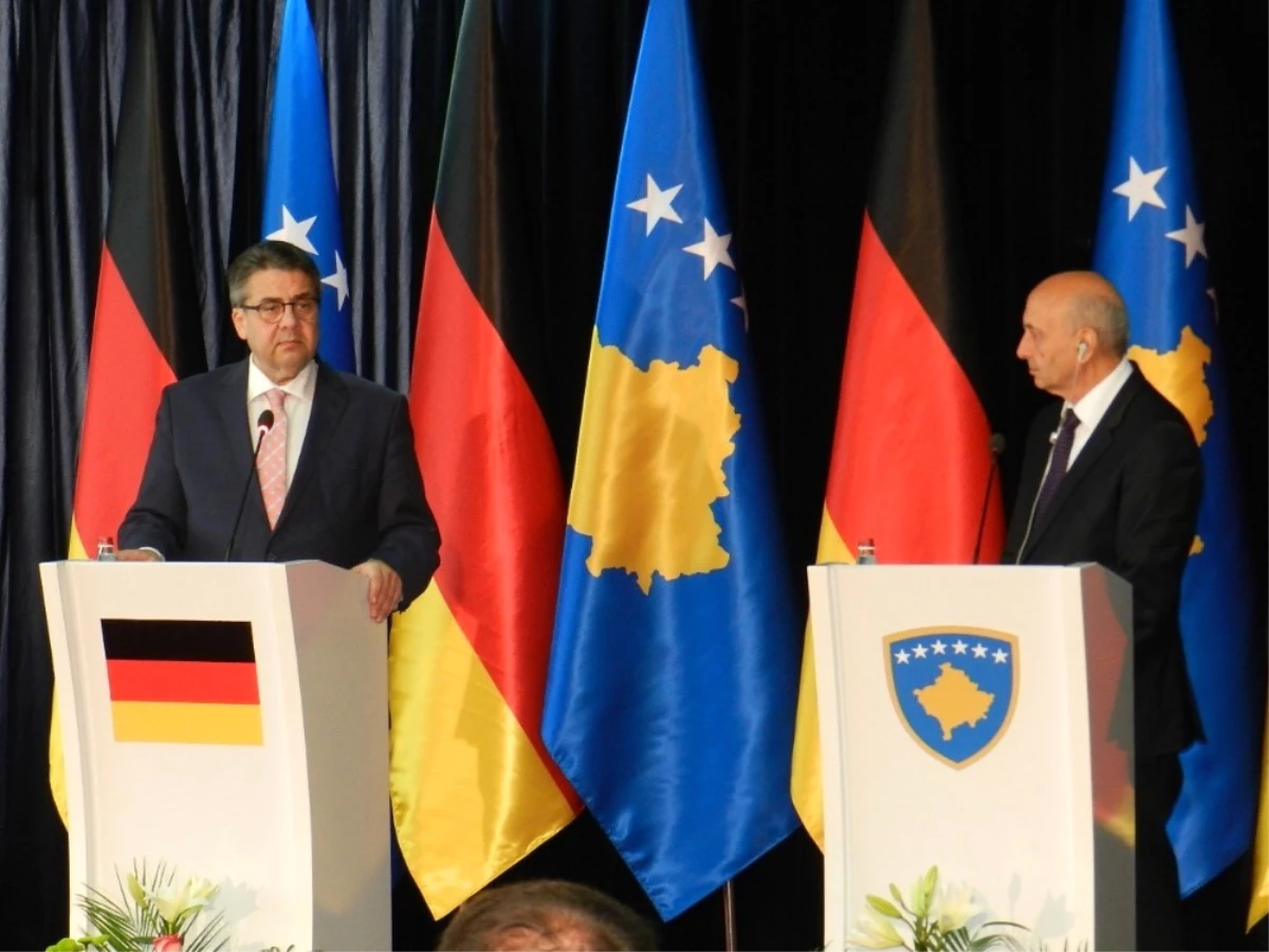 Alman Bakan\'dan Kosova\'ya Vize Muafiyeti Açıklaması