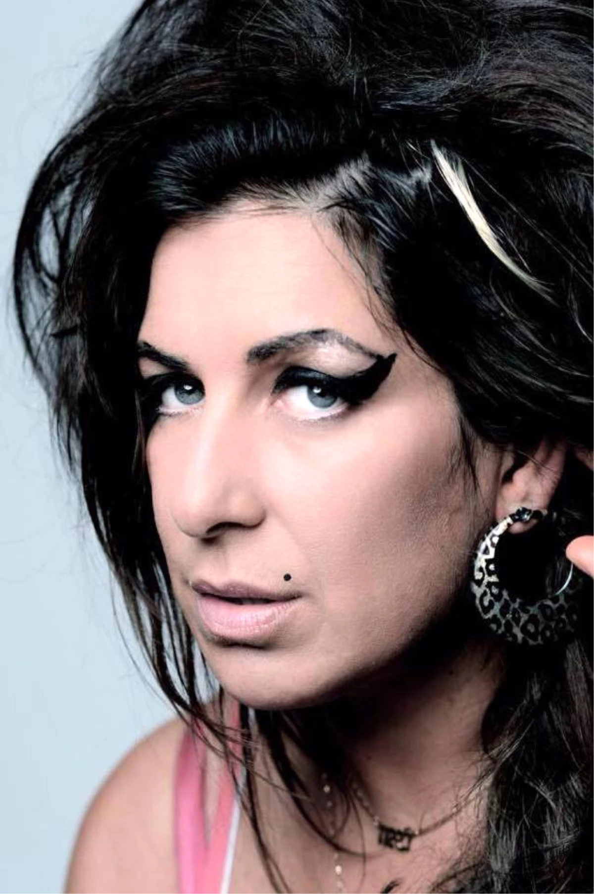 Amy Winehouse\'un Dünyaca Ünlü Tribute Sanatçısı Türkiye\'ye Geliyor