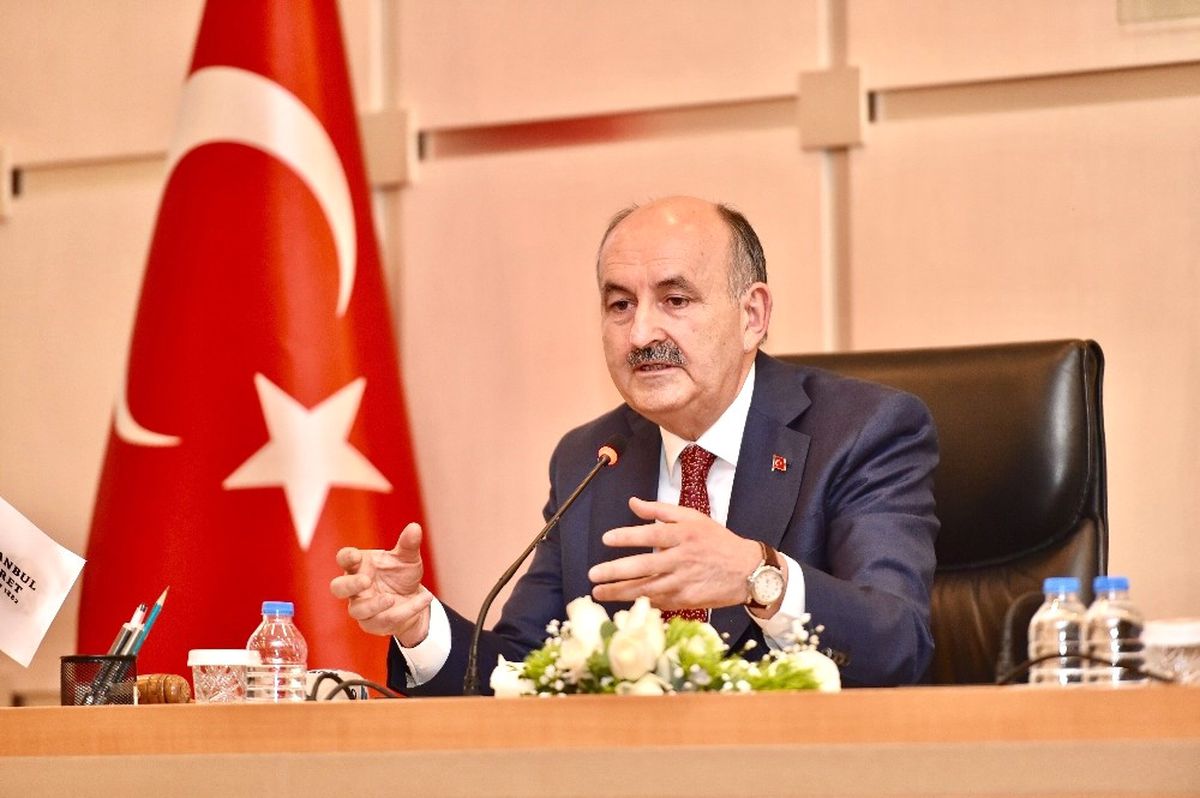 Bakan Müezzinoğlu: "2016\'yı Bu Ferasetli Millet Dışında Hiçbir Millet Kaldıramazdı"