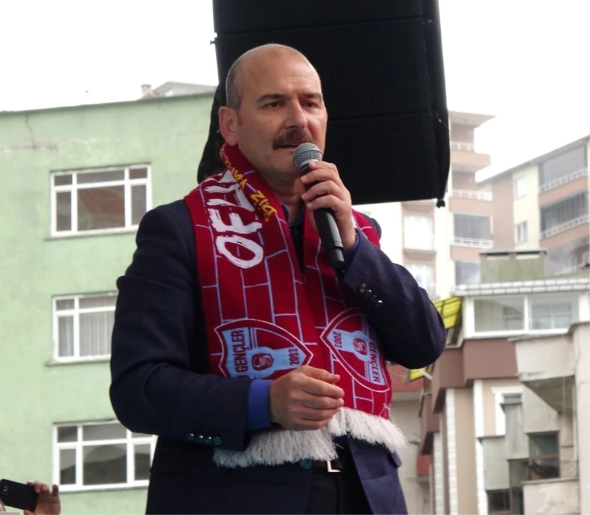 Bakan Soylu: "Kılıçdaroğlu\'na Oyuncak Bir Tank Verelim, Önünde Dursun"