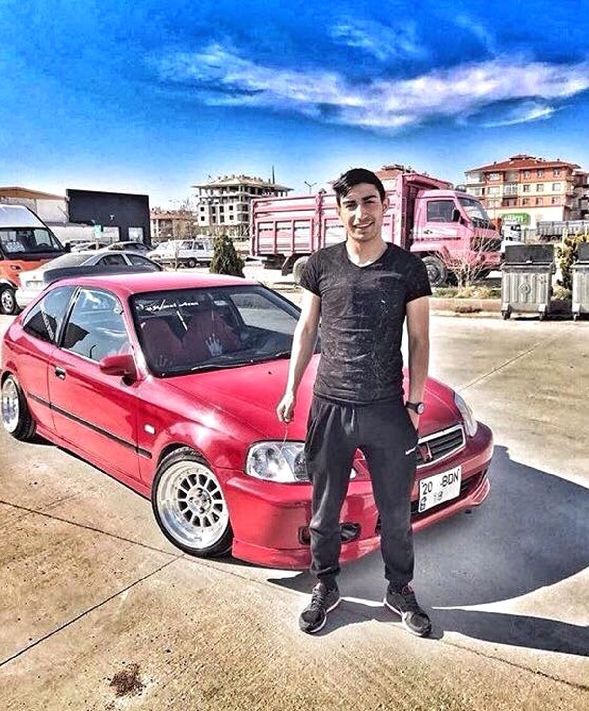 Başkent\'te Trafik Kazası: 2 Ölü, 2 Yaralı