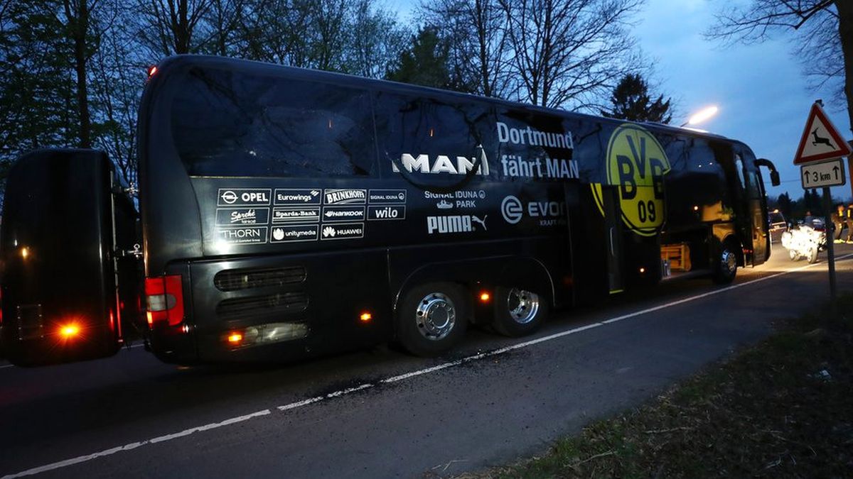 Borussia Dortmund-Monaco Maçı Öncesi Patlama
