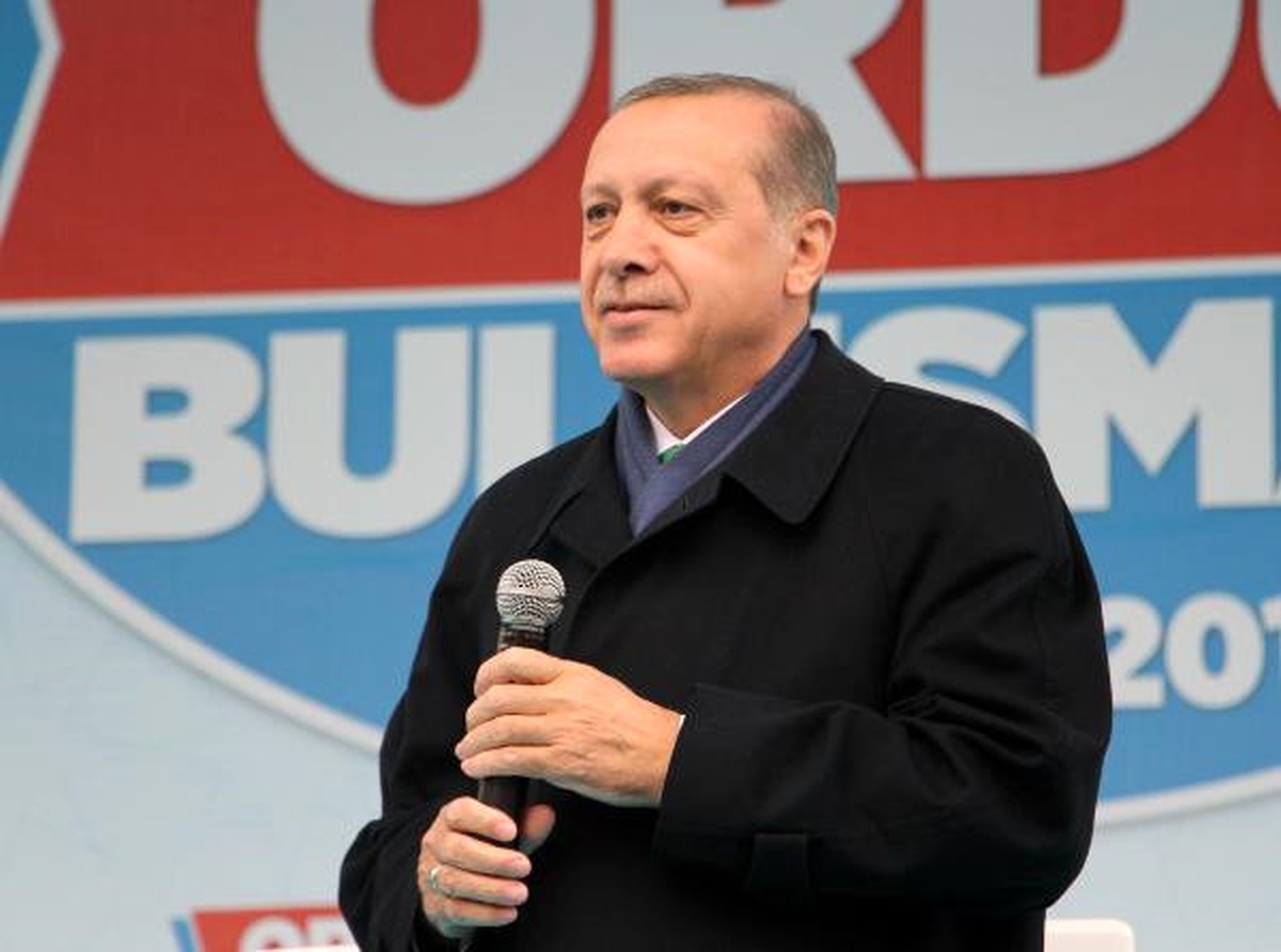 Cumhurbaşkan Erdoğan: Türkiye\'ye İhanet Eden Taş Kesilir (2)