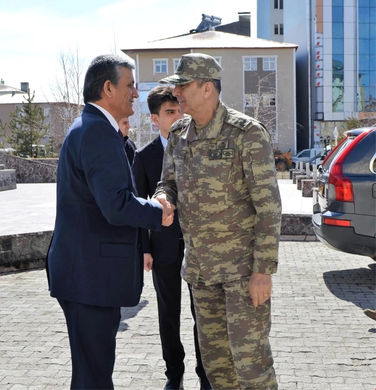 Kara Kuvvetleri Komutanı Çolak, Ardahan\'da