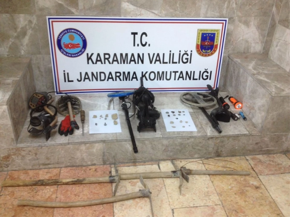 Karaman\'da Jandarmadan Kaçak Kazıya Suçüstü