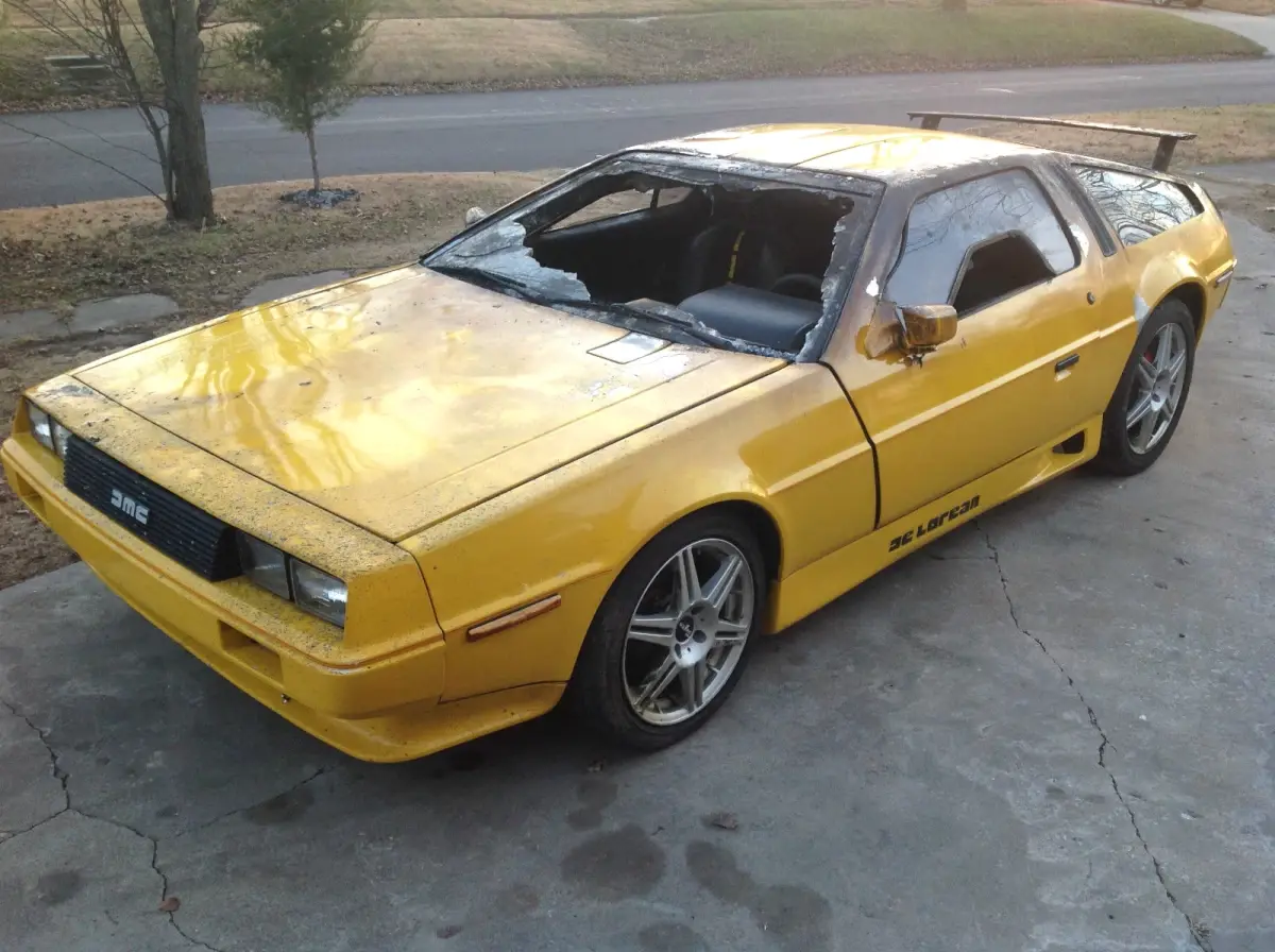 Kavrulmuş 1981 Delorean Dmc 12 Bin $ Eder Mi?