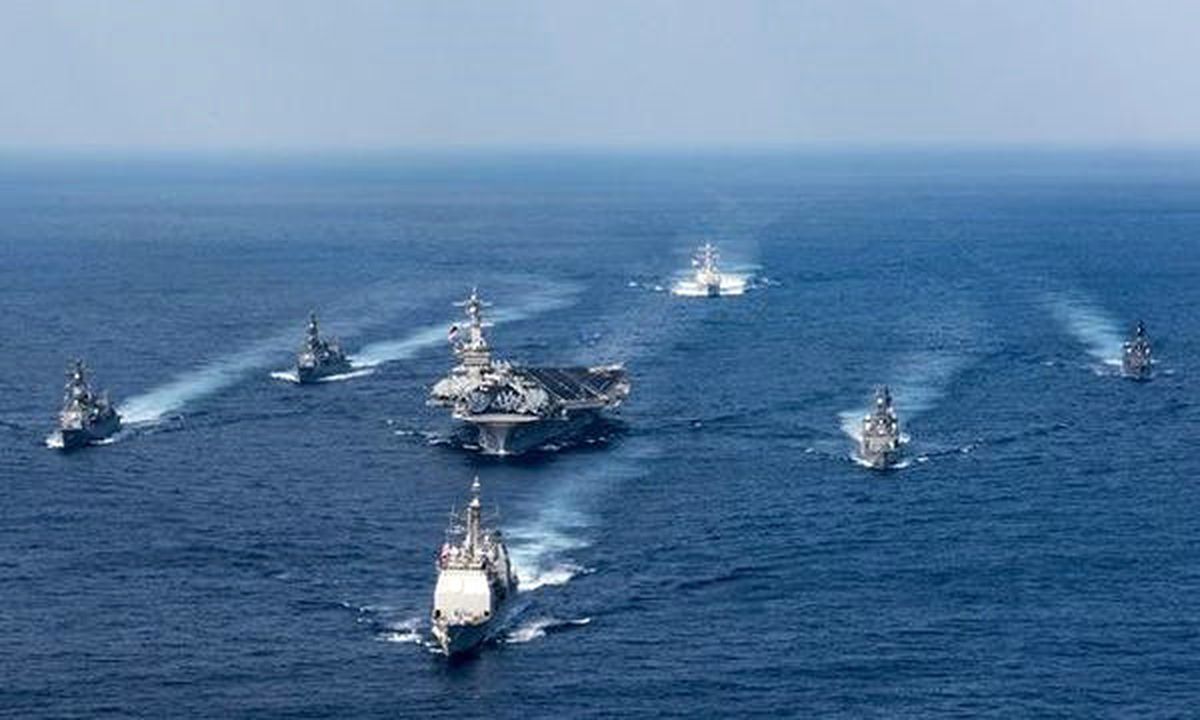 Kore Yarımadası\'nda Sular Isınıyor: Japon Destroyleri de ABD Uçak Gemisine Katılıyor