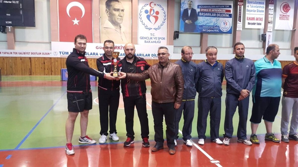 Neü Masa Tenisi Takımı Nevşehir Şampiyonu Oldu