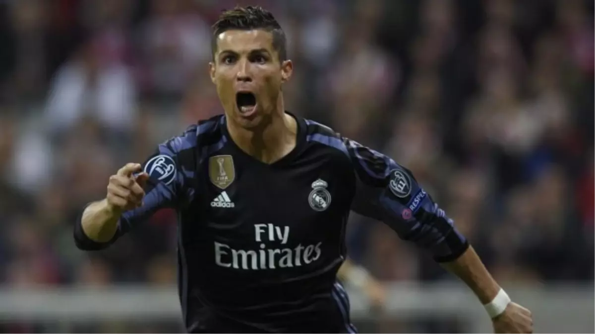 Ronaldo Bayern\'i Devirdi