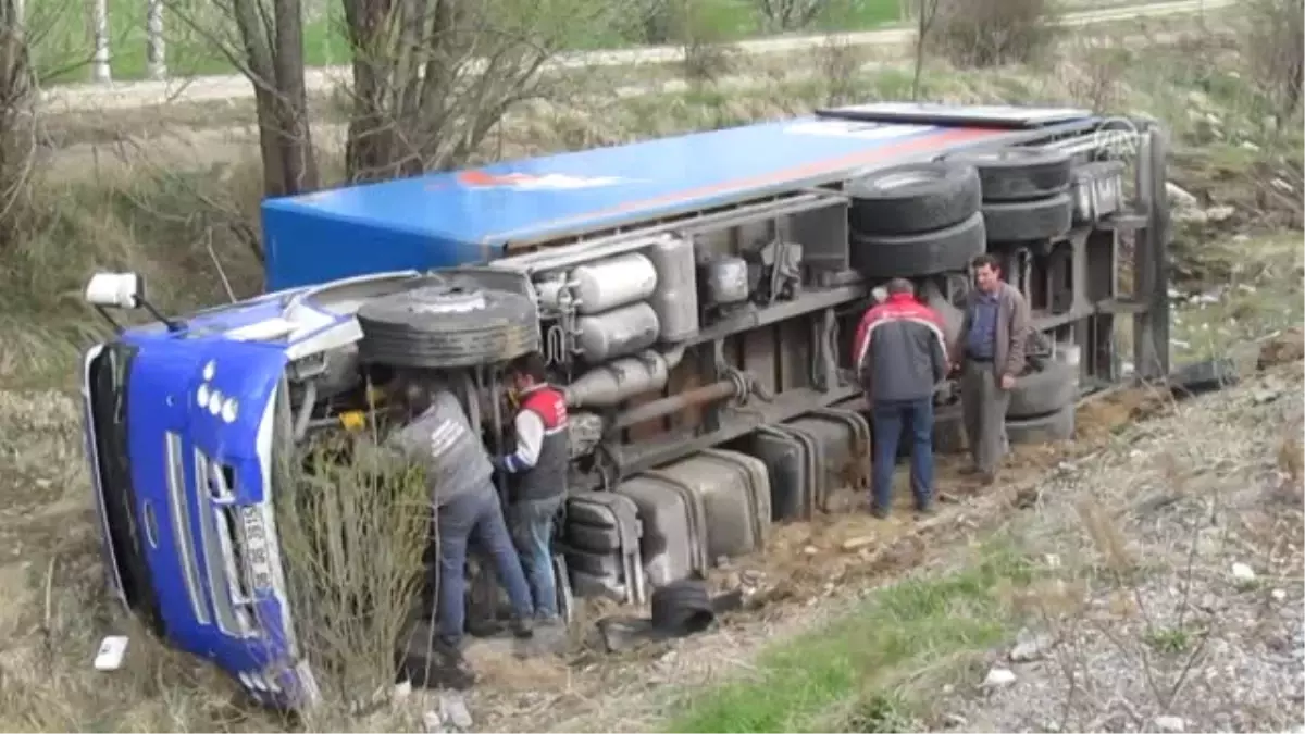 Sandıklı\'da Trafik Kazası: 1 Yaralı