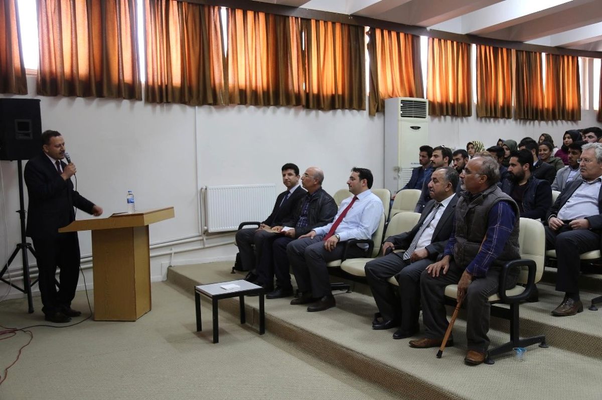 Şanlıurfa Sosyal Bilimler Myo\'da Panel
